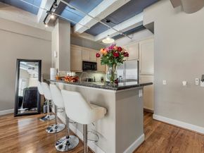 1120 Texas Street 4B, Houston TX 77002