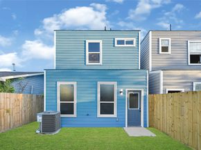 7602 Avenue J, Houston TX 77012