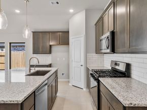 1068 Shoal Creek Trail, Conroe TX 77304