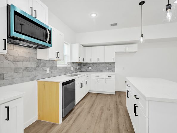 8021 Birmingham Street, Houston TX 77028