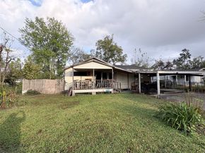 8922 Heatherside Street, Houston TX 77016