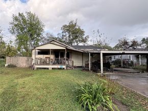 8922 Heatherside Street, Houston TX 77016