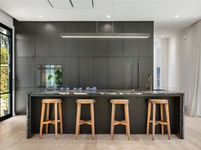 419 W 30th Street, Houston TX 77018