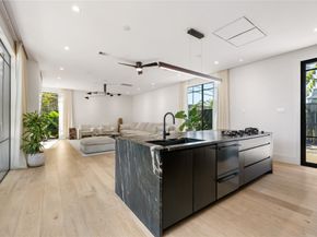 419 W 30th Street, Houston TX 77018