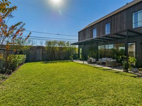 419 W 30th Street, Houston TX 77018
