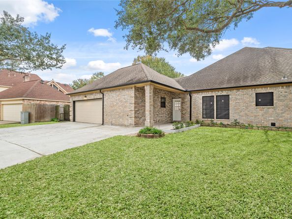 1015 Flagmore Drive, Katy TX 77450