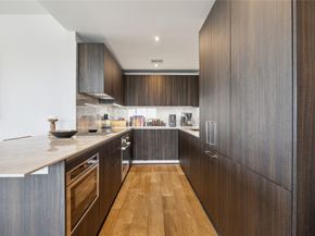 1701 Hermann Drive 23B, Houston TX 77004