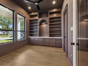 1359 Wakefield Drive, Houston TX 77018