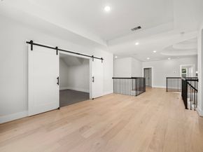 8033 Ridgeview Drive, Houston TX 77055