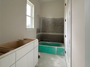 8033 Ridgeview Drive, Houston TX 77055