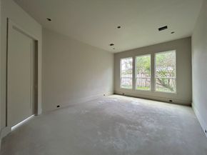 8033 Ridgeview Drive, Houston TX 77055