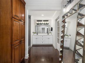 516 W 30th Street, Houston TX 77018