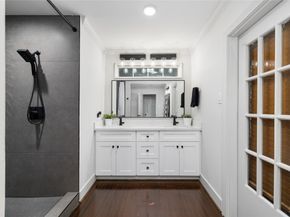 516 W 30th Street, Houston TX 77018