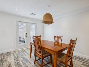 5857 Valley Forge Drive 110, Houston TX 77057