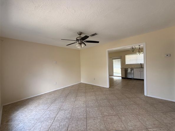 10119 Leawood Boulevard, Houston TX 77099