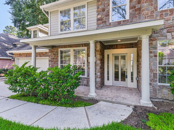 15 Filigree Pines Place, The Woodlands TX 77382