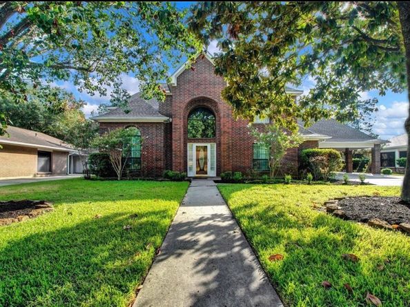 611 N Hickory Street, Tomball TX 77375