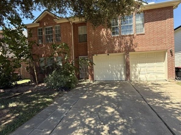 9323 Eaglewood Spring Drive, Houston TX 77083