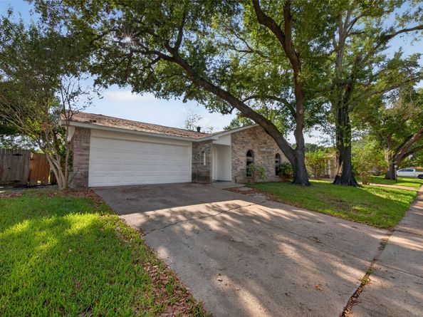 5110 Lerwick Drive, Houston TX 77084