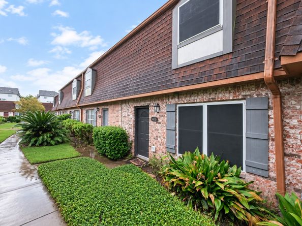 9303 Hammerly Boulevard 406, Houston TX 77080