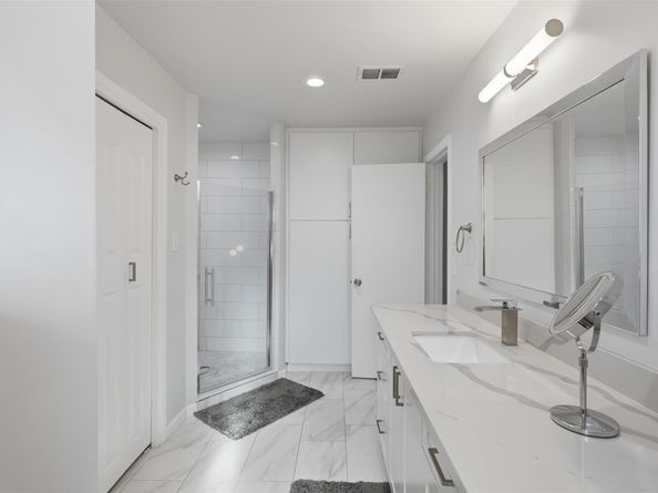 12019 Plumbrook Drive, Houston TX 77099