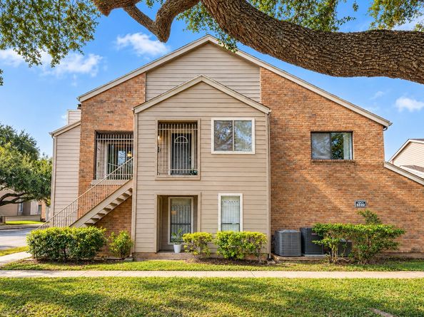 6701 Sands Point Drive 61, Houston TX 77074