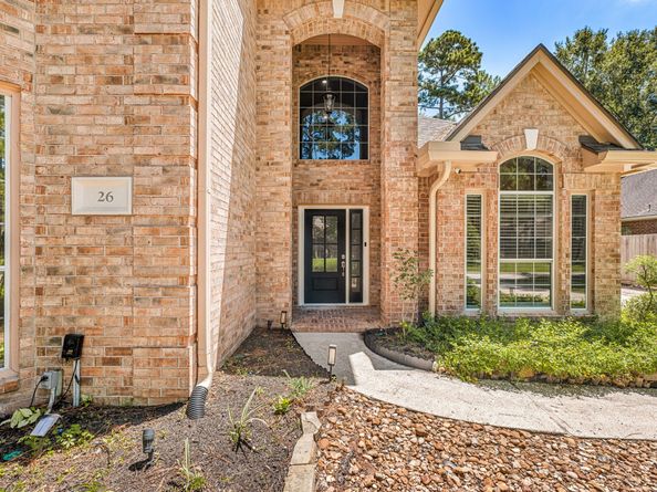 26 Cinnamon Teal Place, The Woodlands TX 77382