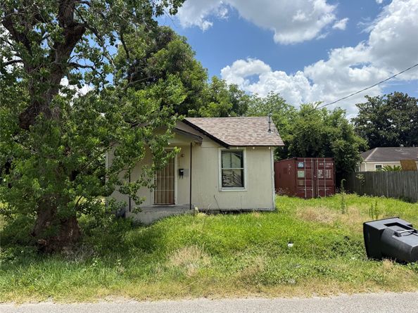 6302 Torreon Street, Houston TX 77026