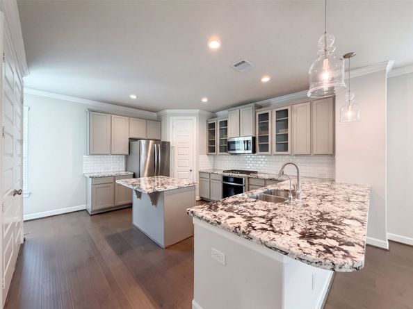 10707 Centre Forest Drive, Houston TX 77043