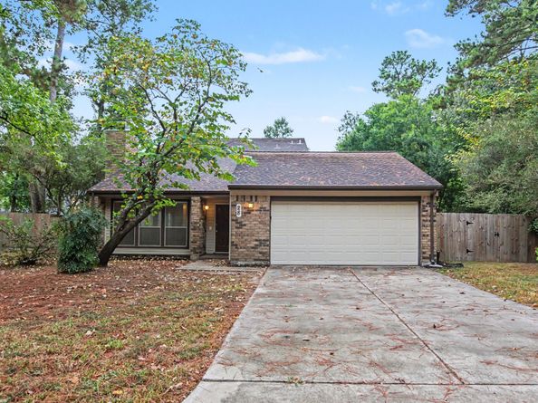 28 Windfellow Place, The Woodlands TX 77381