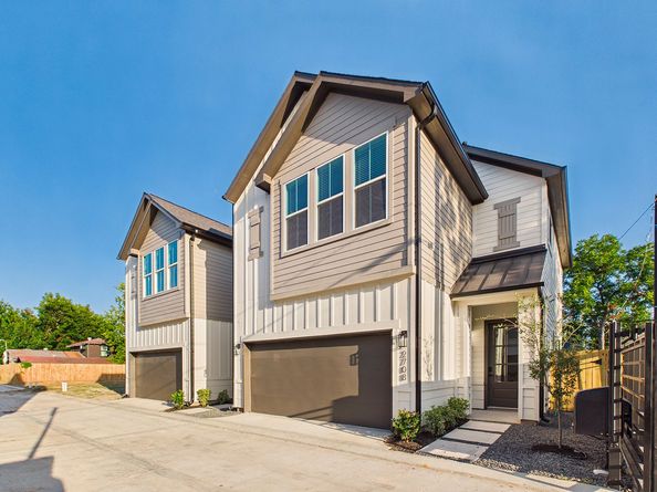 2726 Reynolds Street, Houston TX 77009