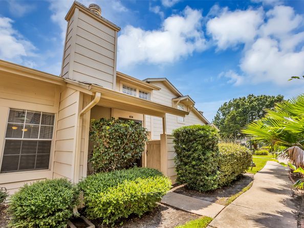 13002 Leader Street 907, Houston TX 77072