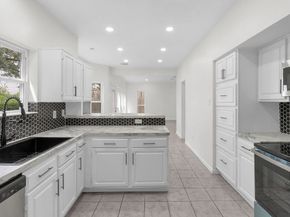 6239 Oak Pass Drive, Houston TX 77091