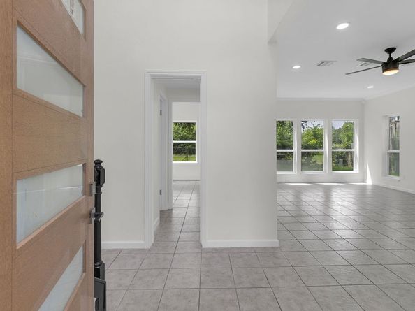 6239 Oak Pass Drive, Houston TX 77091