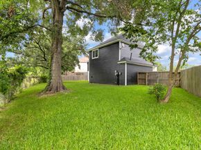 6239 Oak Pass Drive, Houston TX 77091