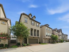 10616 Centre Shadows Drive, Houston TX 77043
