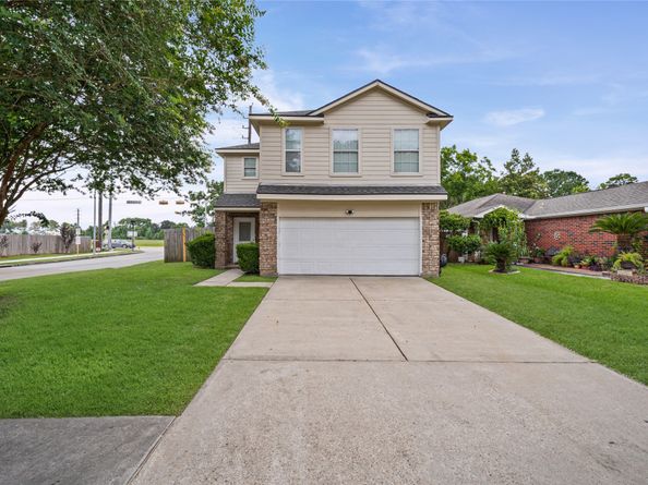 13703 Paxton Drive, Houston TX 77014