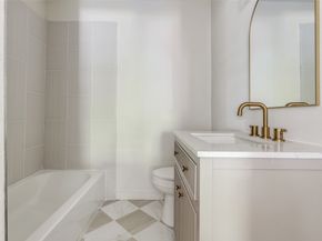 6527 Beekman Road, Houston TX 77021