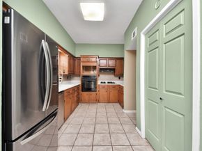 6470 Creekbend Drive, Houston TX 77096