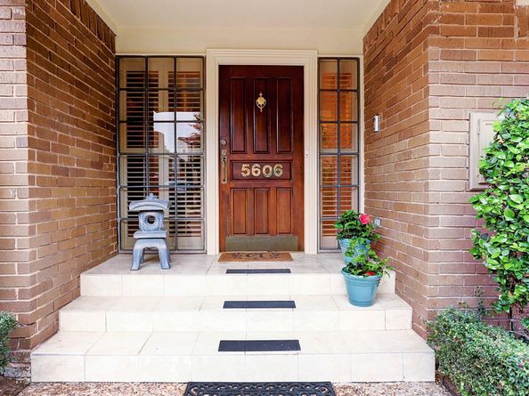 5606 San Felipe Street, Houston TX 77056