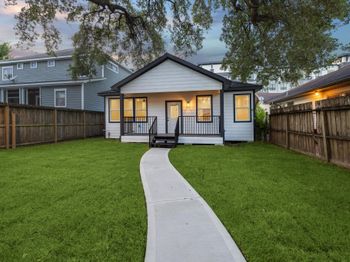 318 W 24th Street