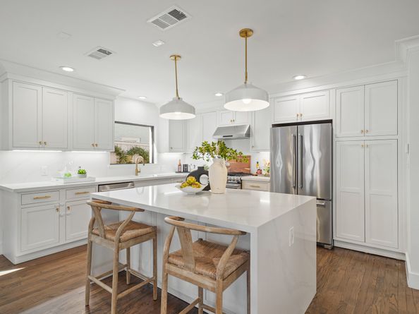 2307 Branard Street, Houston TX 77098