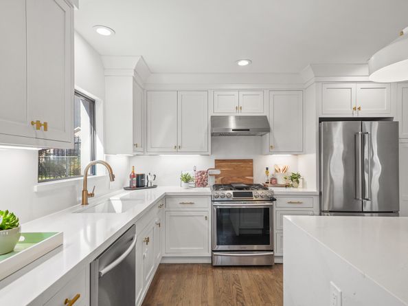 2307 Branard Street, Houston TX 77098