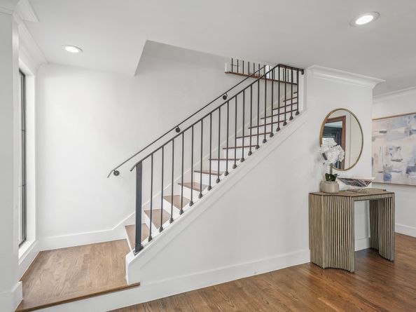 2307 Branard Street, Houston TX 77098