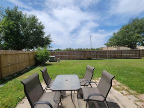 11811 Champions Grove Lane, Houston TX 77066