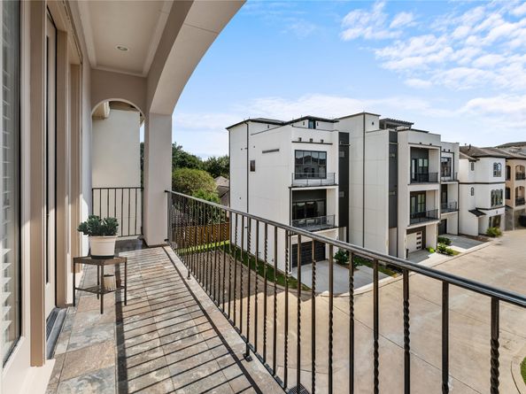 4938 Edison Park Lane, Houston TX 77081