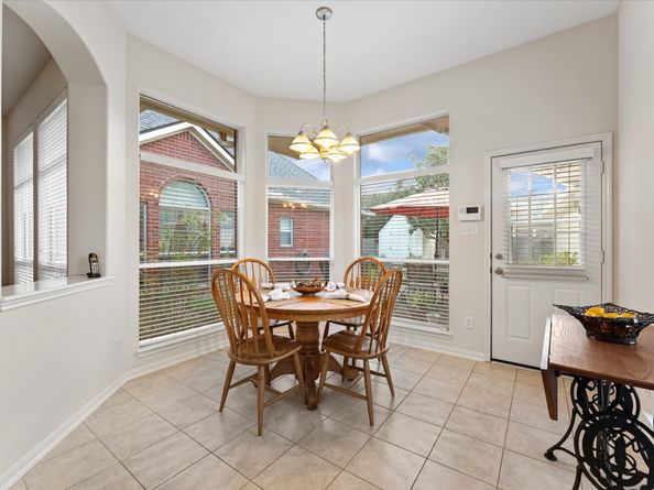 12719 Rocky Briar Lane, Tomball TX 77377