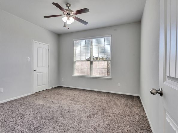 4954 Thunder Creek Lane, Sugar Land TX 77479