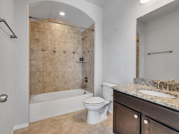 4954 Thunder Creek Lane, Sugar Land TX 77479