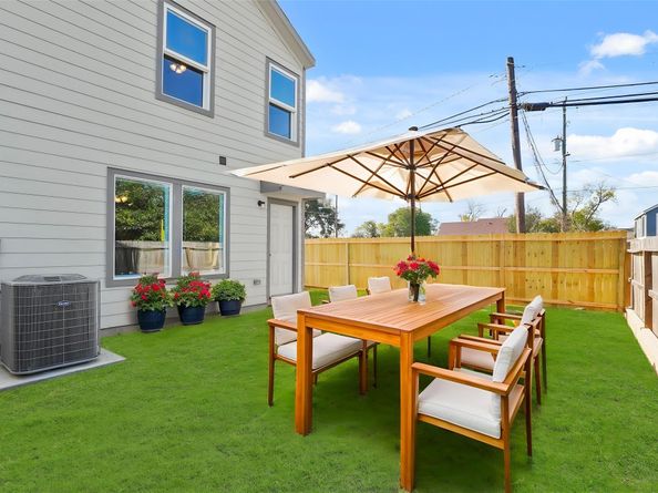 9001 Judwin Street, Houston TX 77075